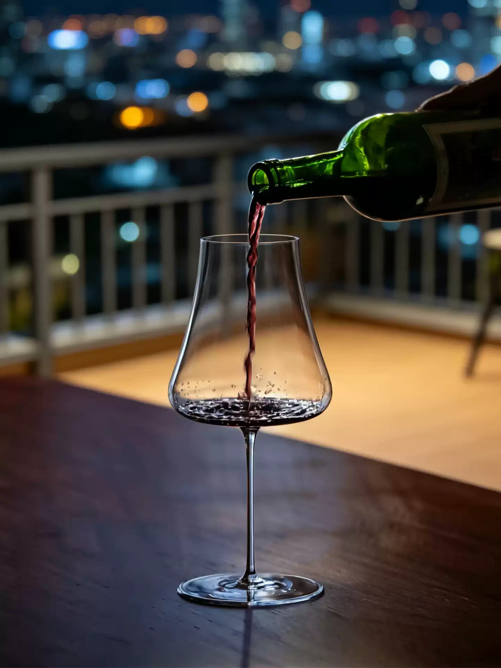 Pure Elegance Crystal Wine Glass